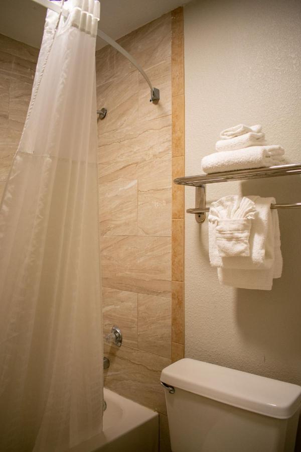 Days Inn By Wyndham Hillsboro Tx Dış mekan fotoğraf