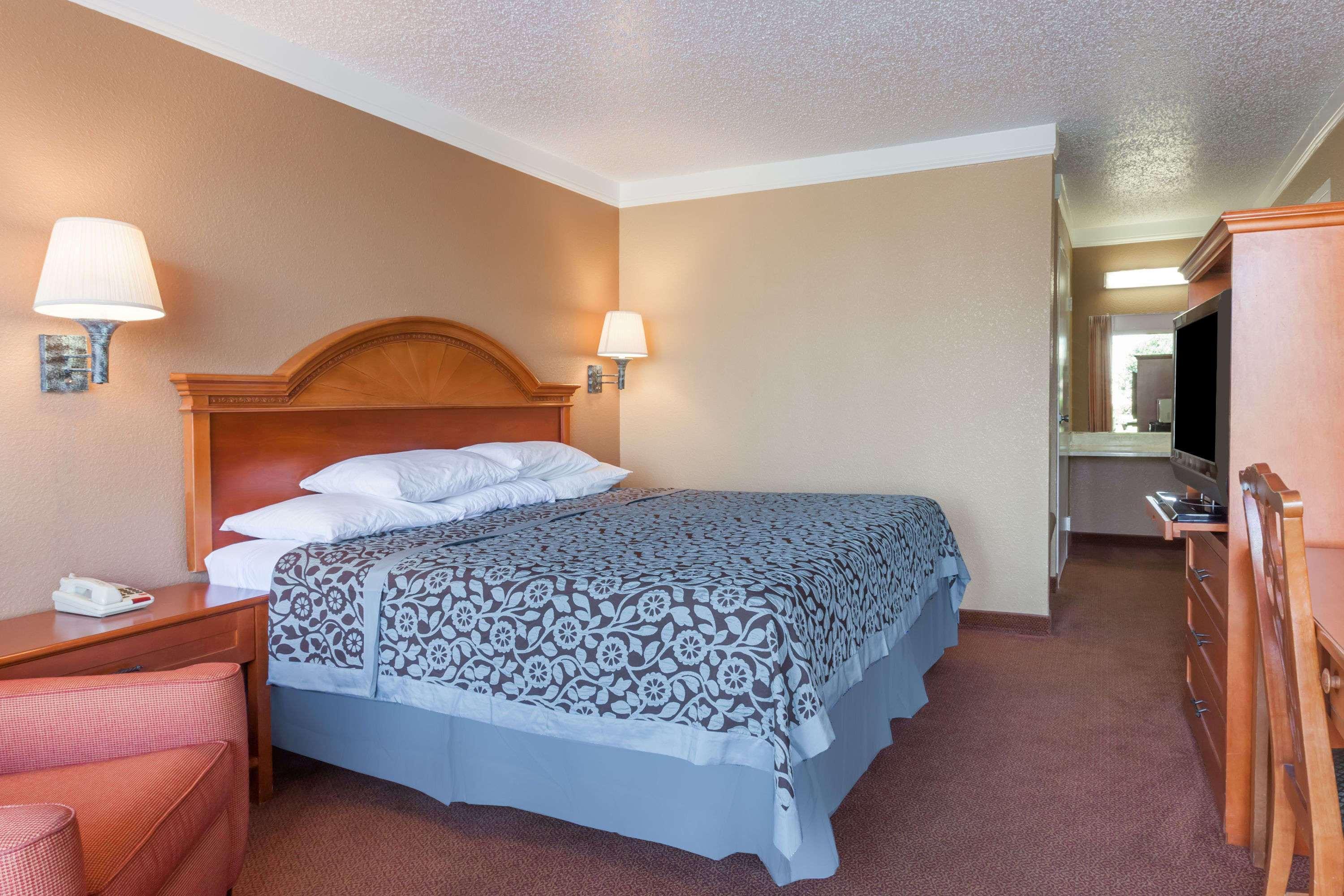 Days Inn By Wyndham Hillsboro Tx Dış mekan fotoğraf